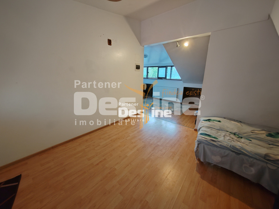 Valea Adanca - Duplex P+Mansarda 107mp + 110 mp CURTE