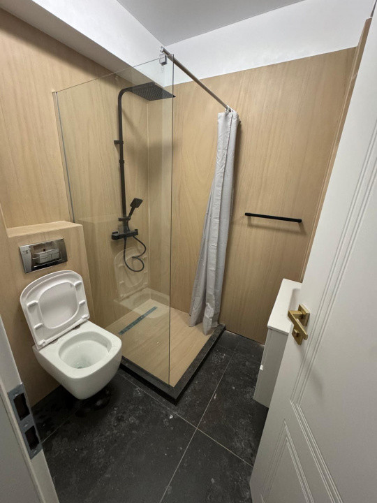 Copou- Apartament 1 camera-Prima inchiriere+ loc de parcare 