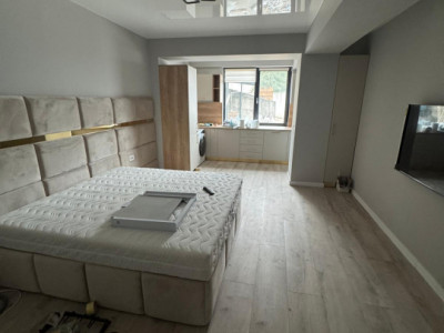 Copou- Apartament 1 camera-Prima inchiriere+ loc de parcare 