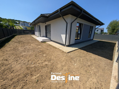 Casă individuală 3 camere, terasă, finisaje premium, încălzire pardoseală, 2 băi