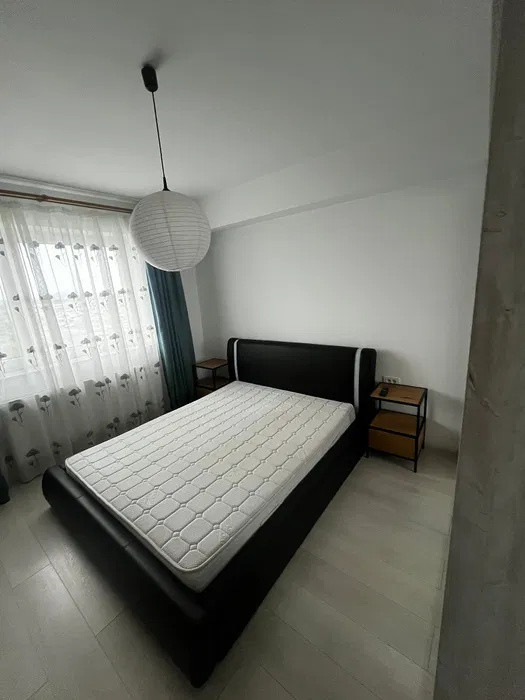 Studio 48 mp cu balcon,  boxa si loc de parcare, in complexul Kasper Coresi