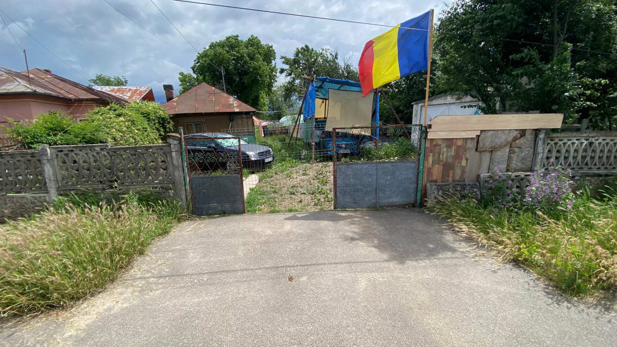 Teren 2133 m² cu utilități și ieșire la drum asfaltat – Clinceni
