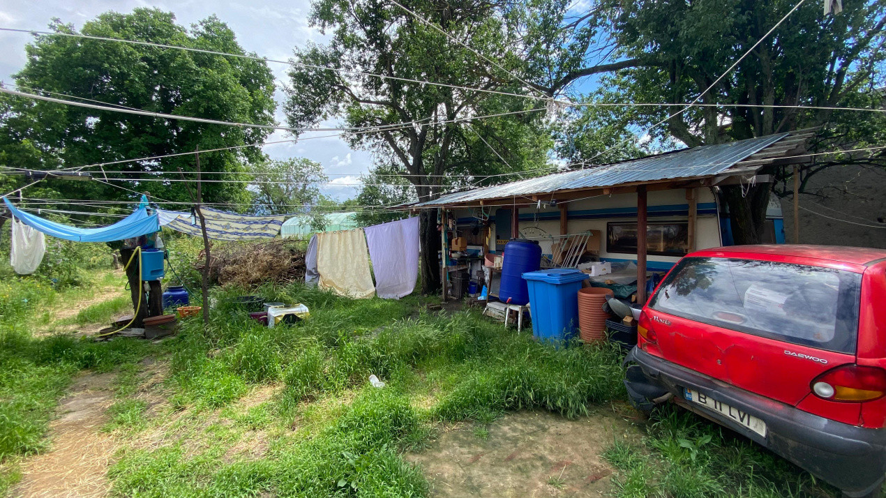 Teren 2133 m² cu utilități și ieșire la drum asfaltat – Clinceni