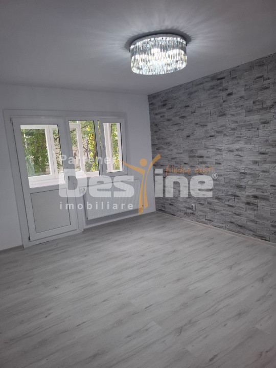 DACIA , Apartament 2 camere, DECOMANDAT, 114.900 EURO