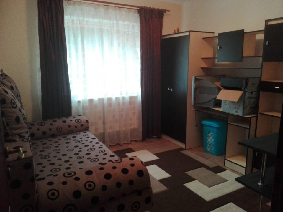 Apartament cu 3 camere 65 mp, loc de parcare si boxa, situat in Craiter