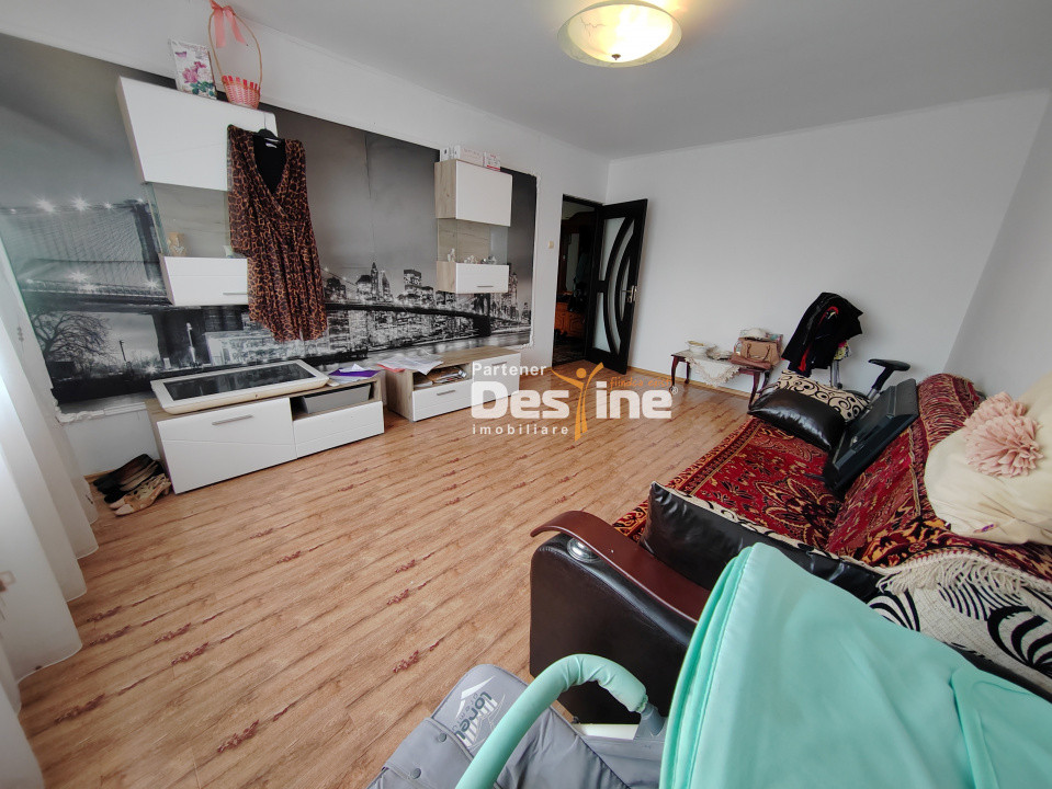 CUG - Apartament 3 camere DECOMANDAT 77 mp