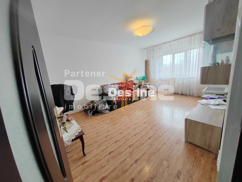 CUG - Apartament 3 camere DECOMANDAT 72 mp