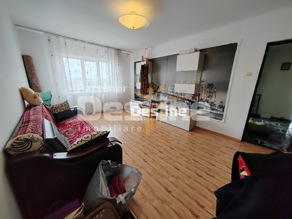 CUG - Apartament 3 camere DECOMANDAT 72 mp