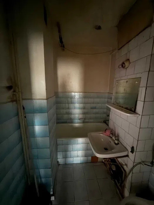 Mircea cel Batran- Apartament 2 camere decomandat 