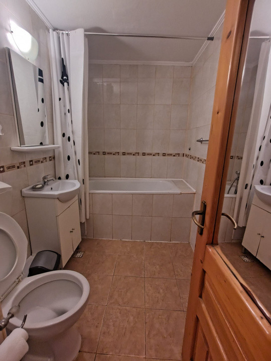 Nicolina- Apartament 2 camere decomandat- Liber 