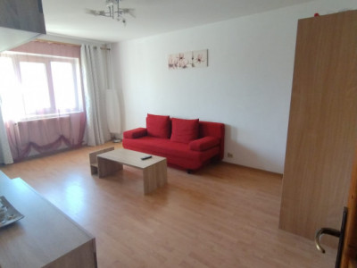 Nicolina- Apartament 2 camere decomandat- Liber 