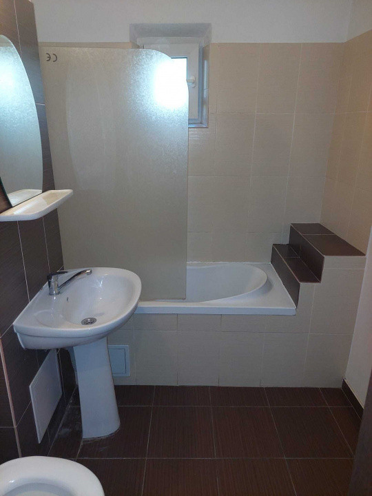 Apartament 2 camere Nicolina-nemobilat