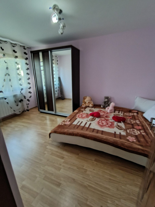 Cantemir- Apartament 2 camere, etaj intermediar-Mobilat 