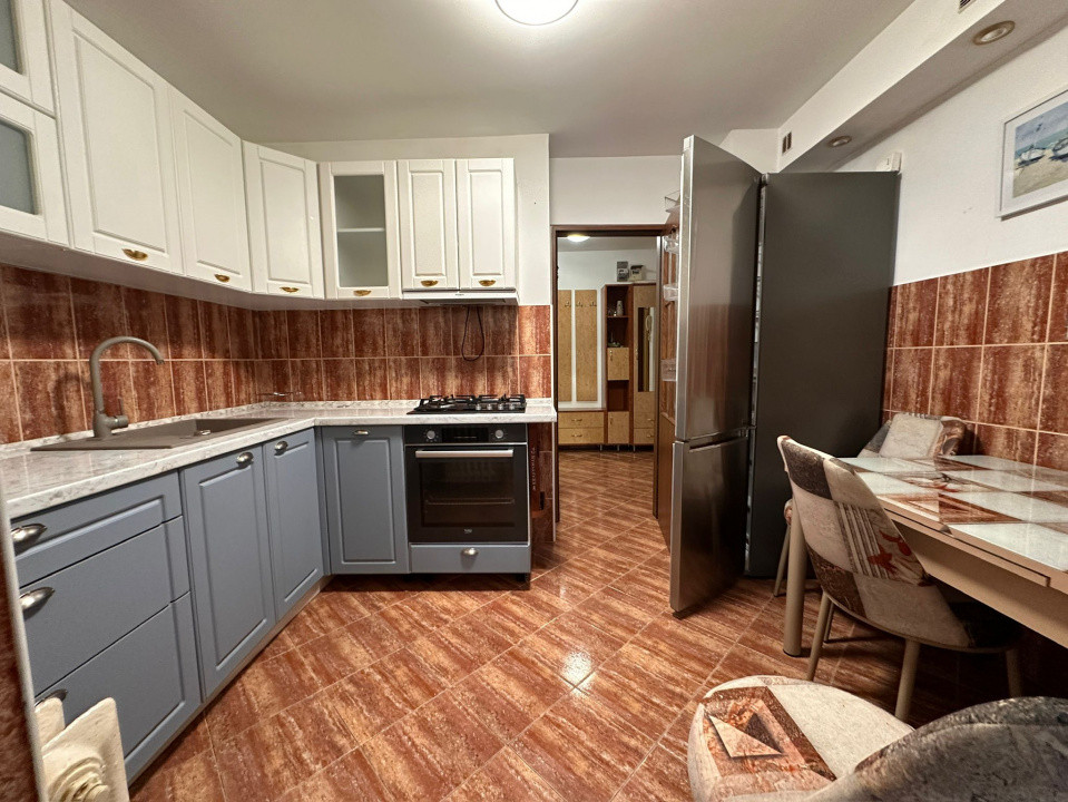 Apartament 3 camere Pacurari - Moara de Foc