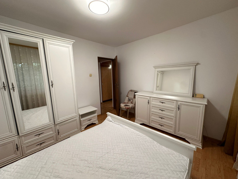 Apartament 3 camere Pacurari - Moara de Foc