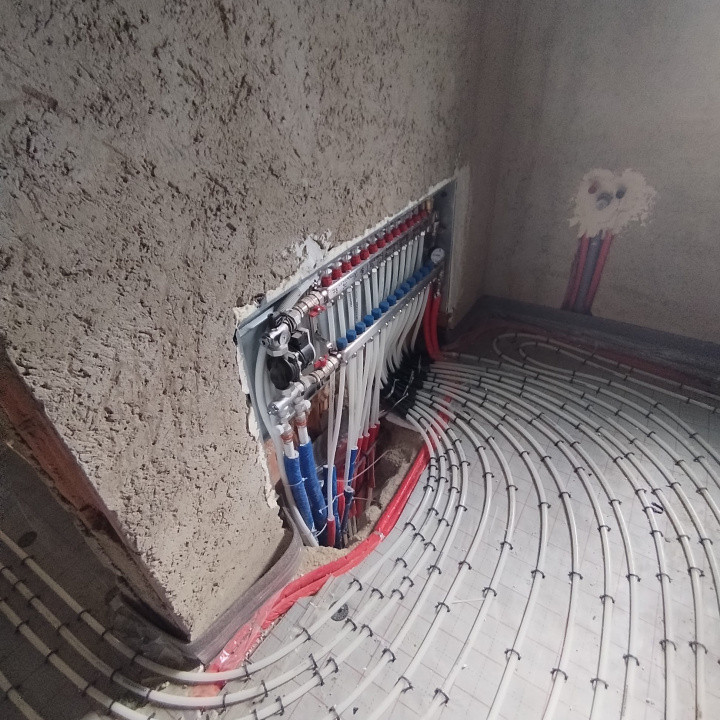 Rediu- Valea Lupului, Vila individuala P+1, 4 camere, 2 bai, 100 mp utili.