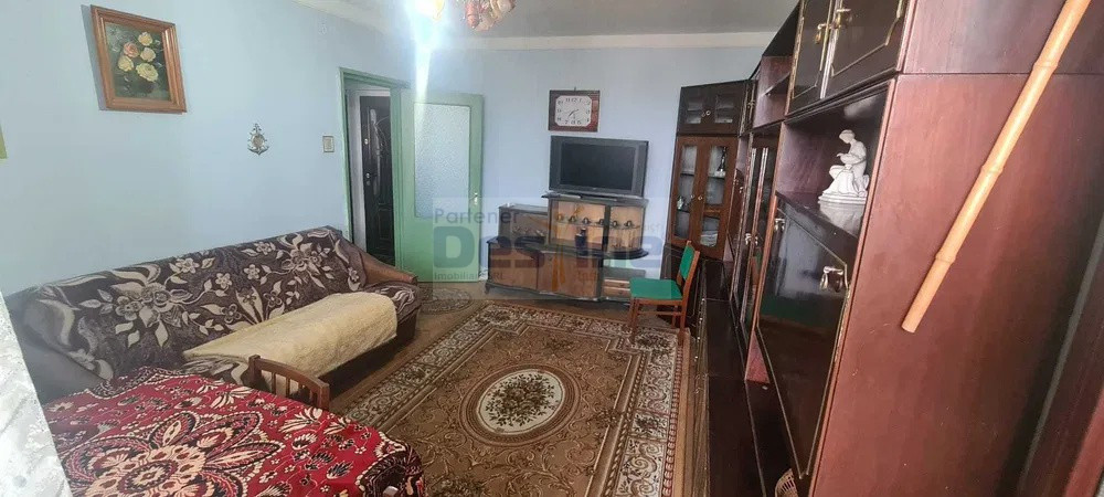 Apartament 2 camere-Decomandat-Podu Ros