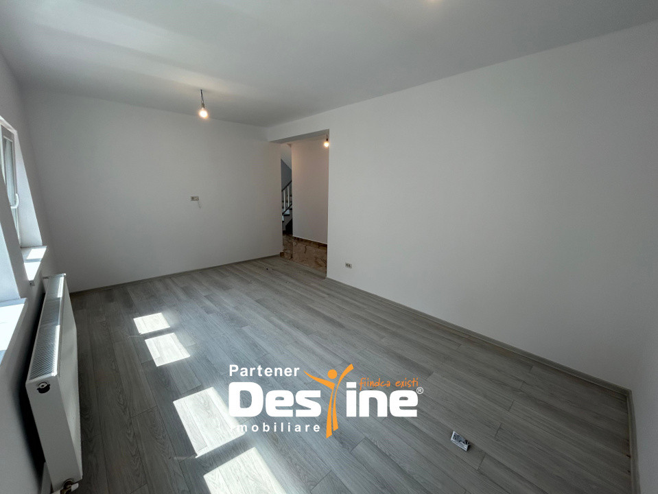 Casă individuală 120 mp 135.000 euro la asfalt cu toate utilitatile incluse