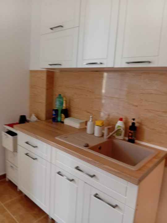 Apartament 2 camere recent renovat, 54 mp, situat la parter in cartierul Astra 