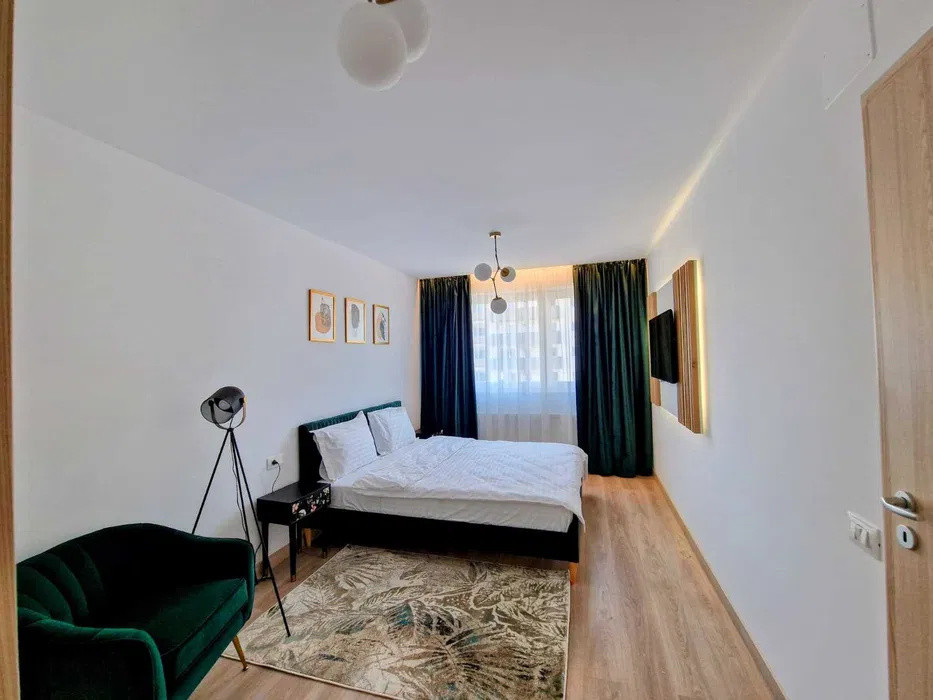 Apartament cu 3 camere, etaj intermediar, loc de parcare si boxa, Urban Plaza 