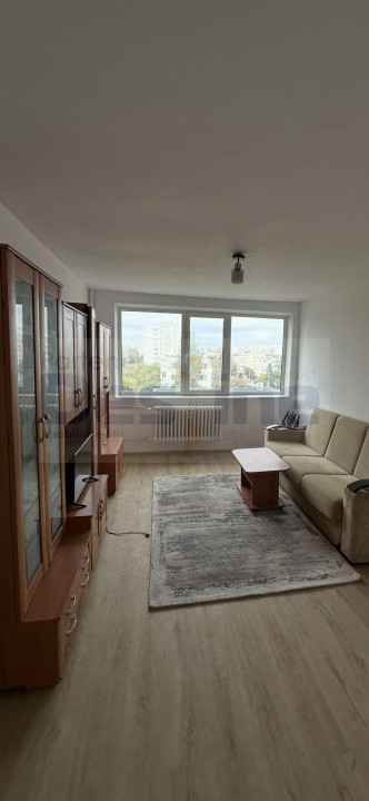 Apartament 1 camera decomandat - Podu Ros - Piata Nicolina / Etaj 5
