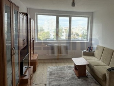 Apartament 1 camera decomandat - Podu Ros - Piata Nicolina / Etaj 5