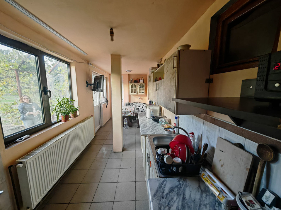 Constructie S+P+1E+M si teren generos 2014 mp, I.L. Caragiale, Dambovita