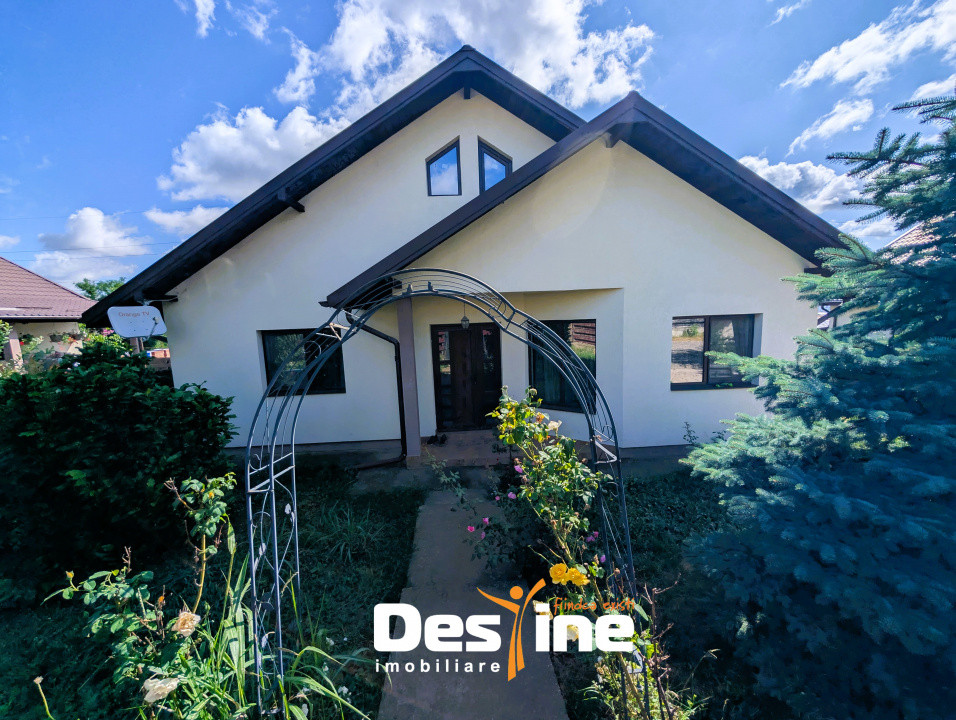 Casă individuală P+Pod 3 camere 89 mp mobilată utilată pod mansardabil - Horpaz