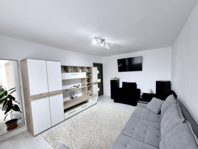 Apartament cu 3 camere situat in zona CUG- Mobilat 