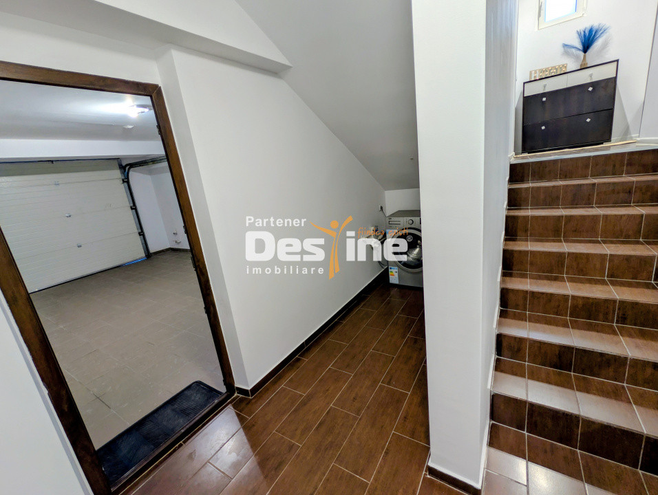 Apartament spatios 3 camere 144 mp terasă curte garaj + loc de parcare, Breazu