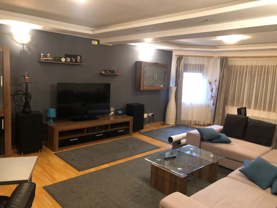 Casa de vanzare 4 dormitoare, living, 2 bai, bucatarie etc  Chiajna 