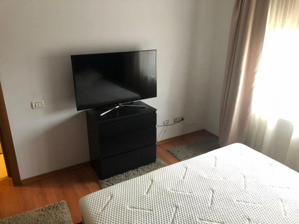 Casa de vanzare 4 dormitoare, living, 2 bai, bucatarie etc  Chiajna 