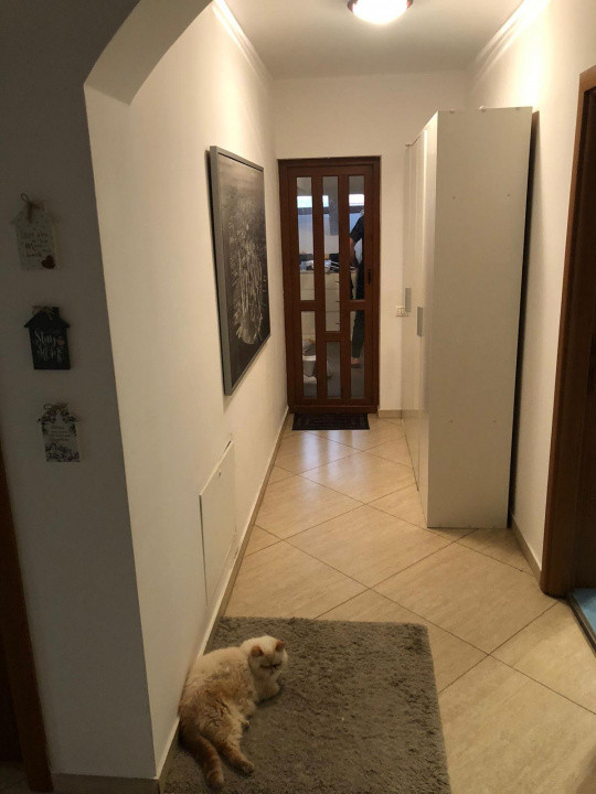 Casa de vanzare 4 dormitoare, living, 2 bai, bucatarie etc  Chiajna 