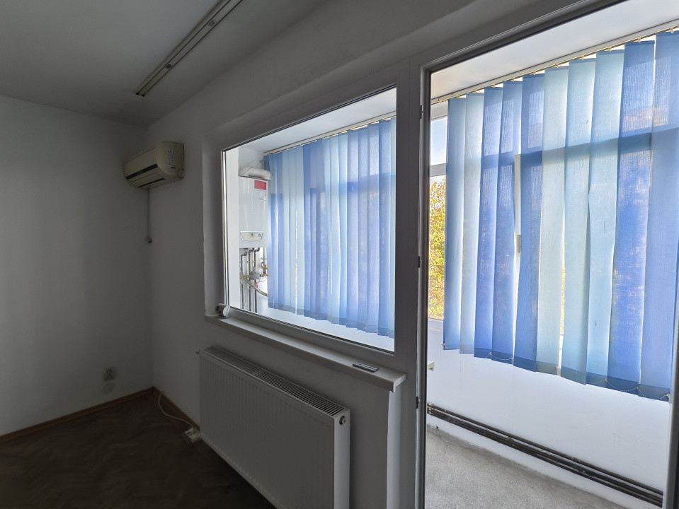 Apartament 3 camere decomandat 