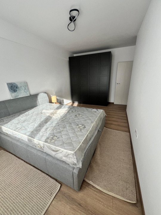 Studio 53 mp, etaj intermediar, loc de parcare, Pet Friendly, Tractorul - Coresi