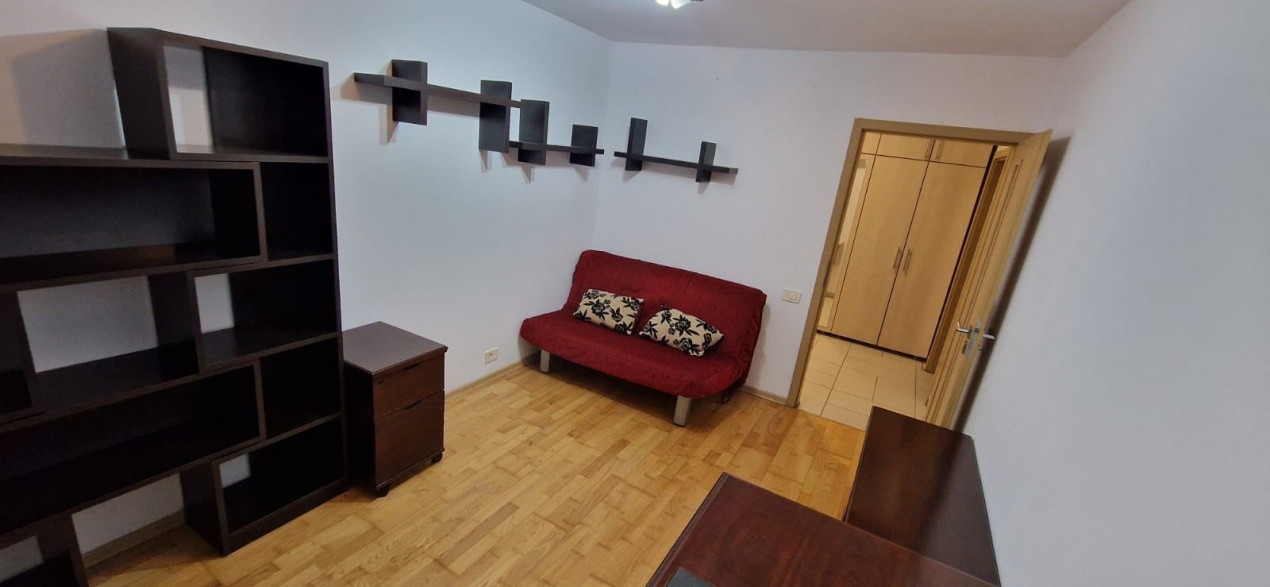 Apartament 4 camere Podu Ros Fara Risc