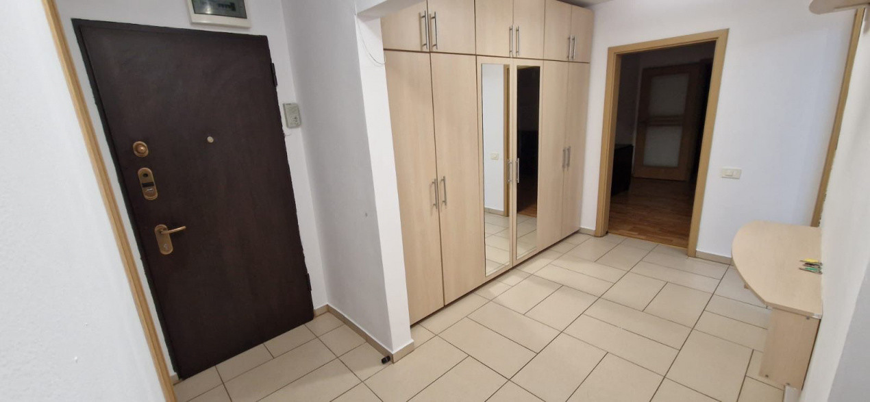 Apartament 4 camere Podu Ros Fara Risc