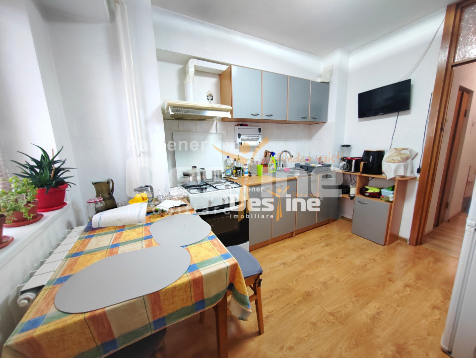 Apartament 2c 64,20mp DECOMANDAT la bulevard, etaj intermediar - Frumoasa