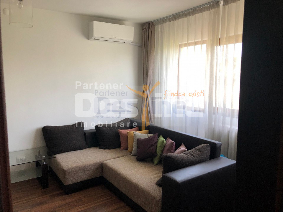 Apartament 2 camere, Semidecomandat, 55 mp, Etaj 3, Centrala termica - Podu Ros 