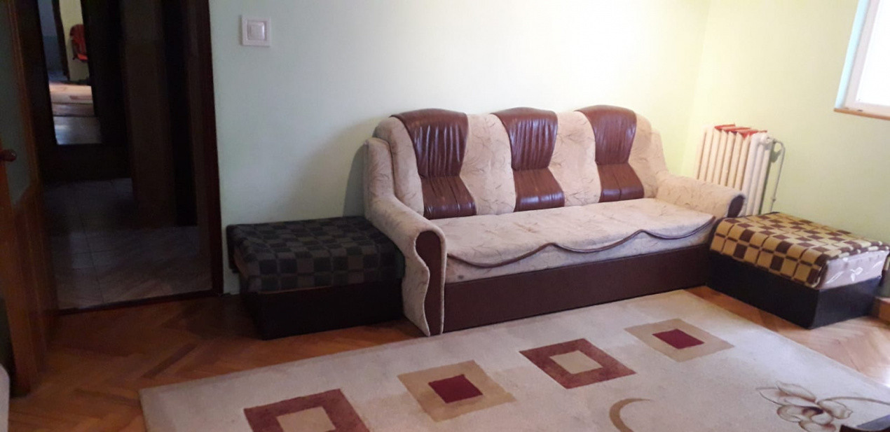 Apartament 3 camere baza 3 în spate la Silk District