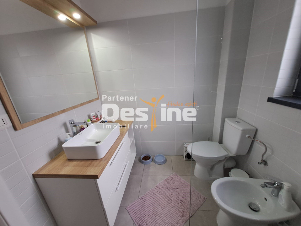 Casa individuala, P+1+POD,   Miroslava centru