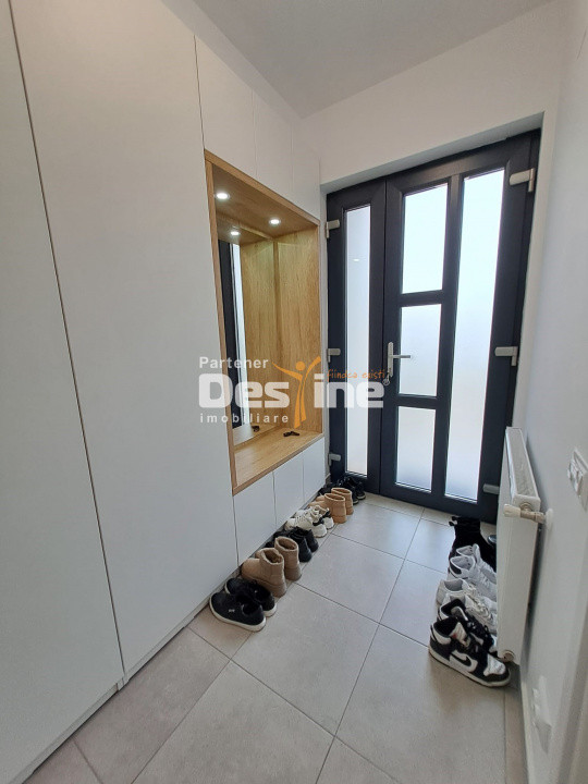 Casa individuala, P+1+POD,   Miroslava centru