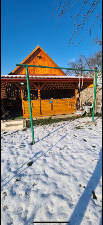 Casa cărămidă schimb cu apartament 3-4 camere în Simeria