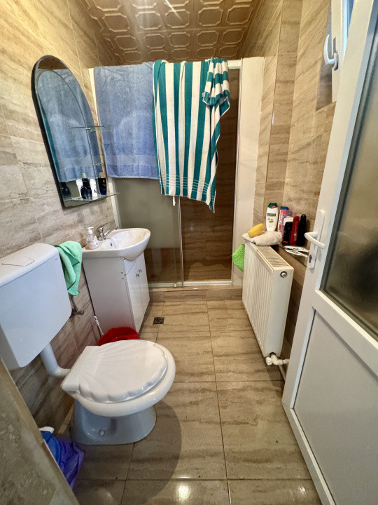 Casa cărămidă în UROI schimb cu apartament 3-4 camere în Simeria