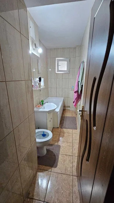 Apartament cu 3 camere in zona Alexandru- Mobilat si utilat 