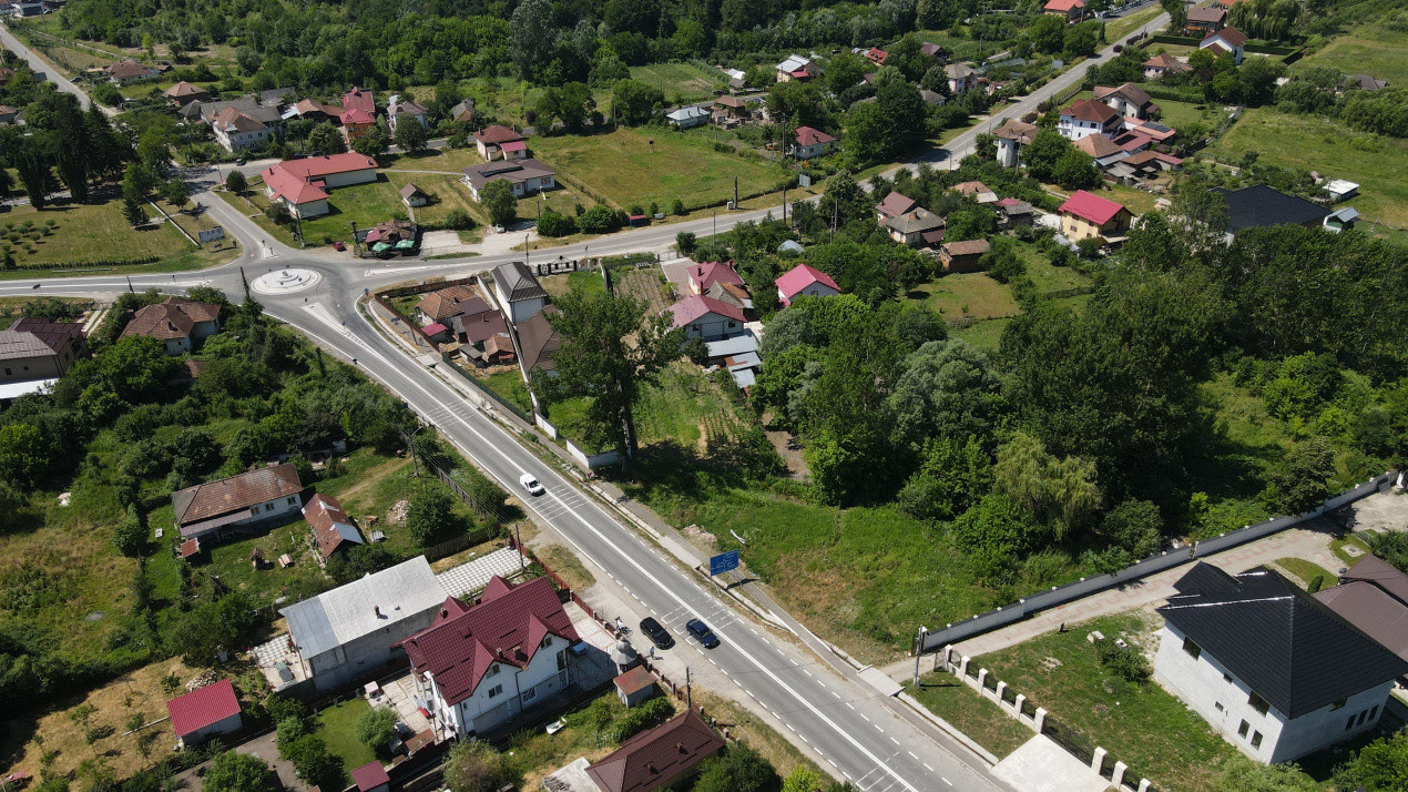 Teren cu potențial de dezvoltare – 614 mp în com Mihaești, jud Vâlcea