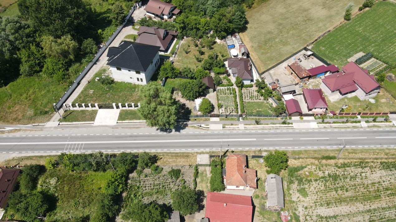 Teren cu potențial de dezvoltare – 614 mp în com Mihaești, jud Vâlcea