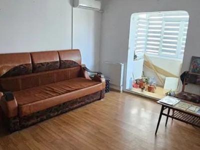 Apartament cu 3 camere in zona Dacia - 86.000 euro( Bloc 1978)