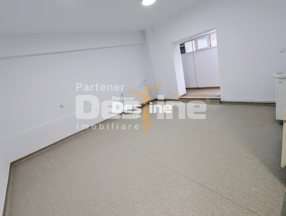 Chirie Spațiu comercial Kaufland Podu de Piatra 56 mp la stradă vitrina renovat