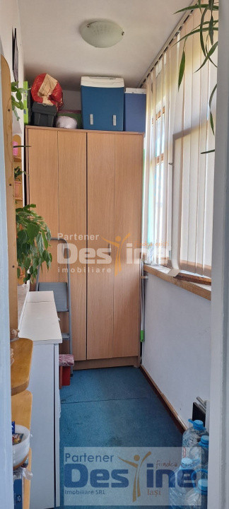 Apartament 3 camere Semidecomandat - 60mp, Etaj 4, Centrala termica - Podu Roș 